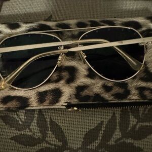 These are quays and Jacqueline Hill combined collaboration